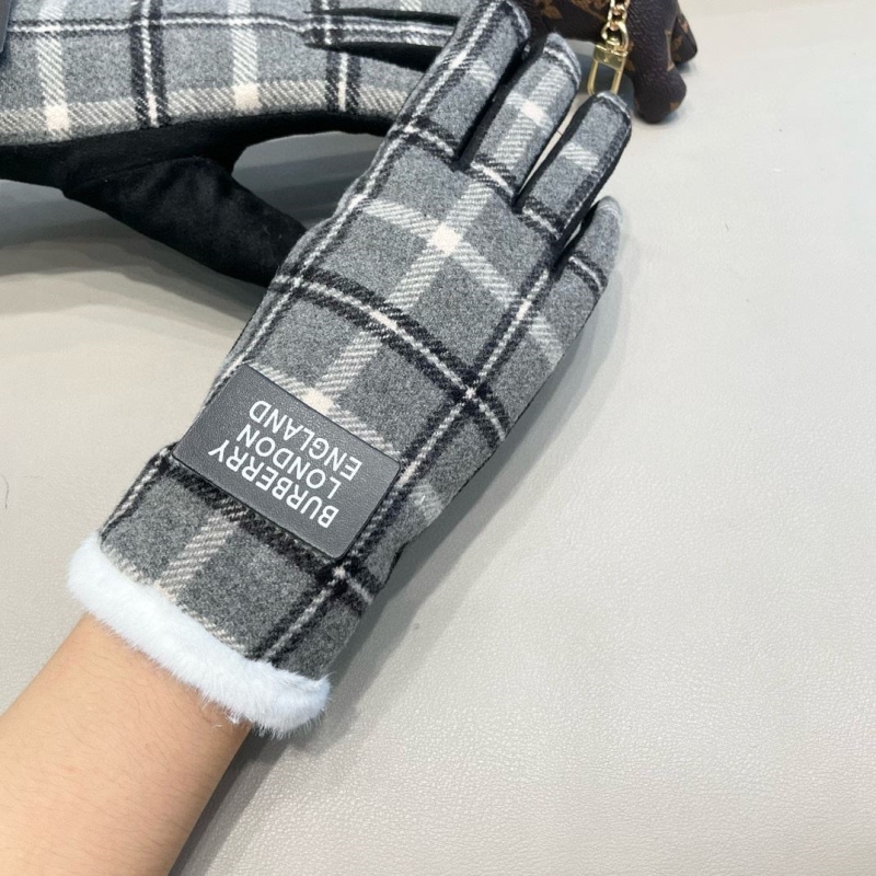 BURBERRY