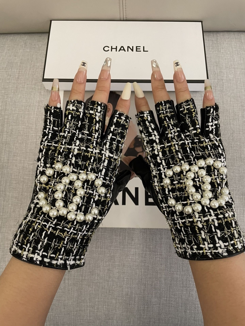 CHANEL