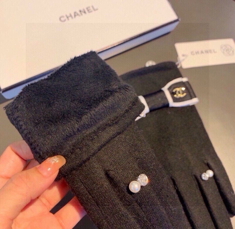 CHANEL