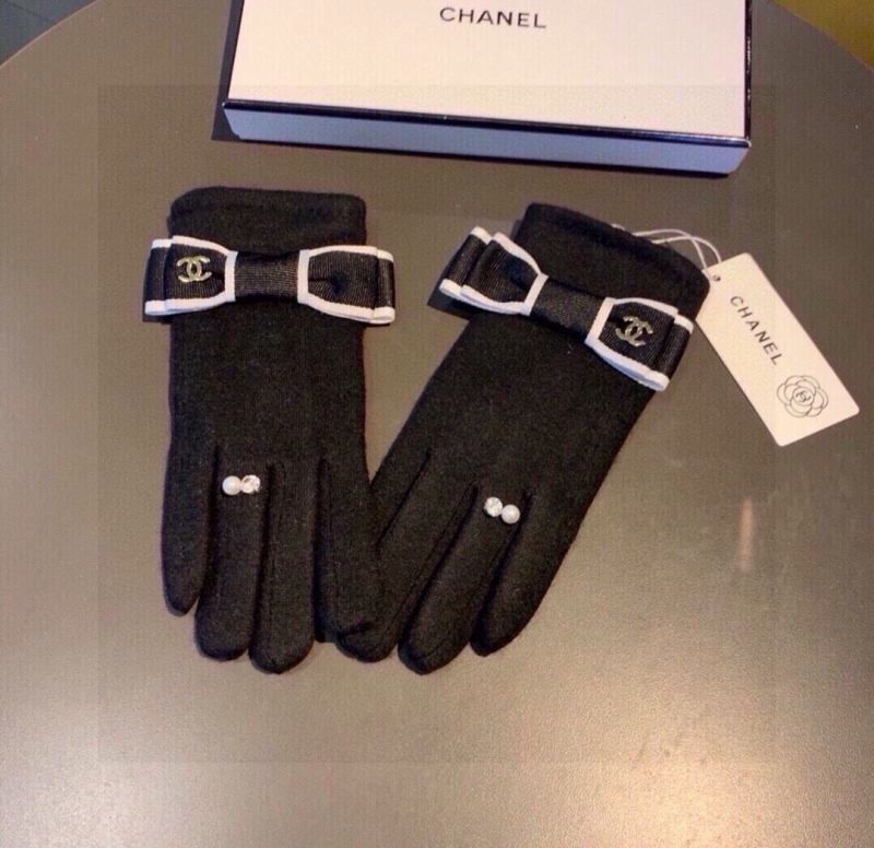 CHANEL