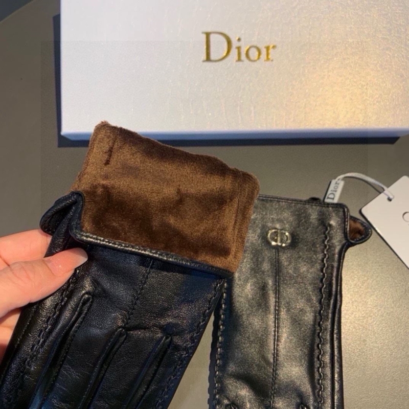 DIOR