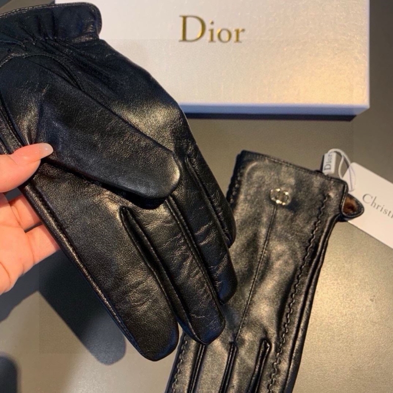 DIOR