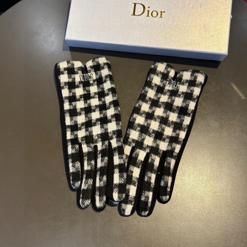 DIOR