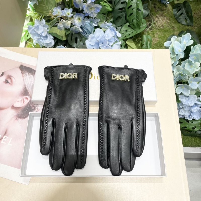 DIOR