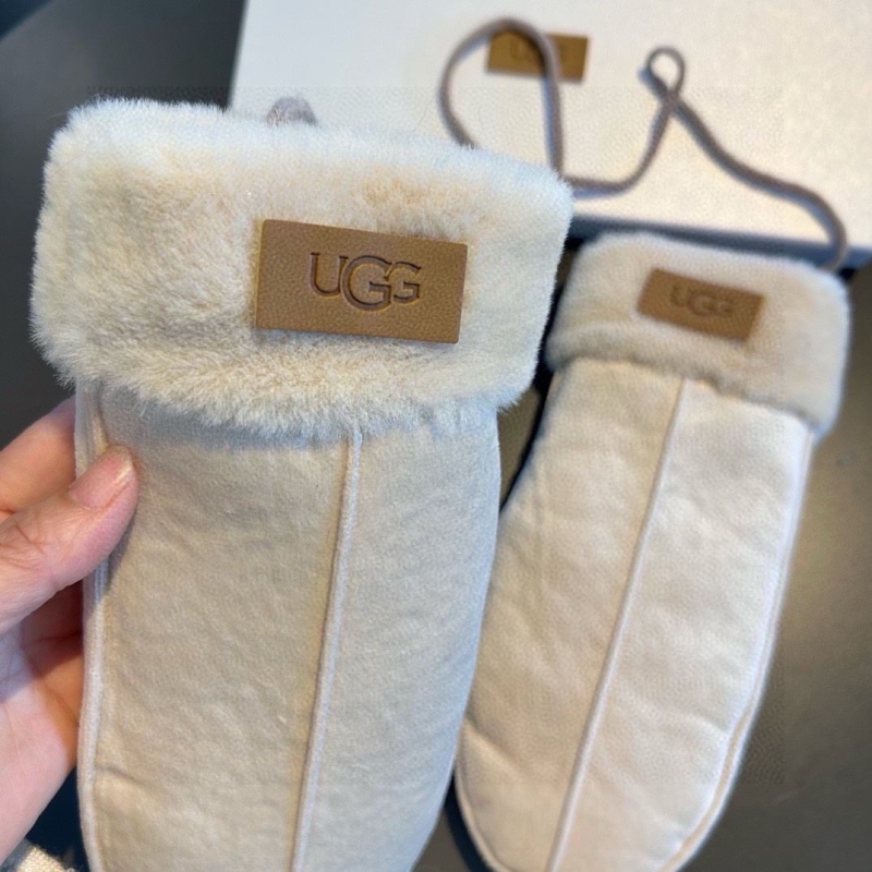 UGG