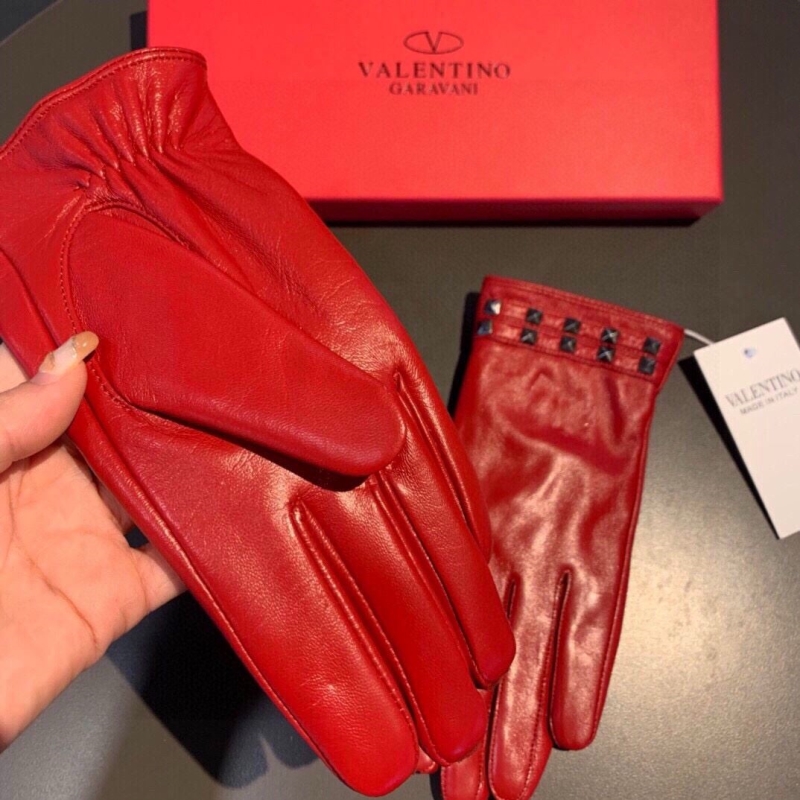 VALENTINO