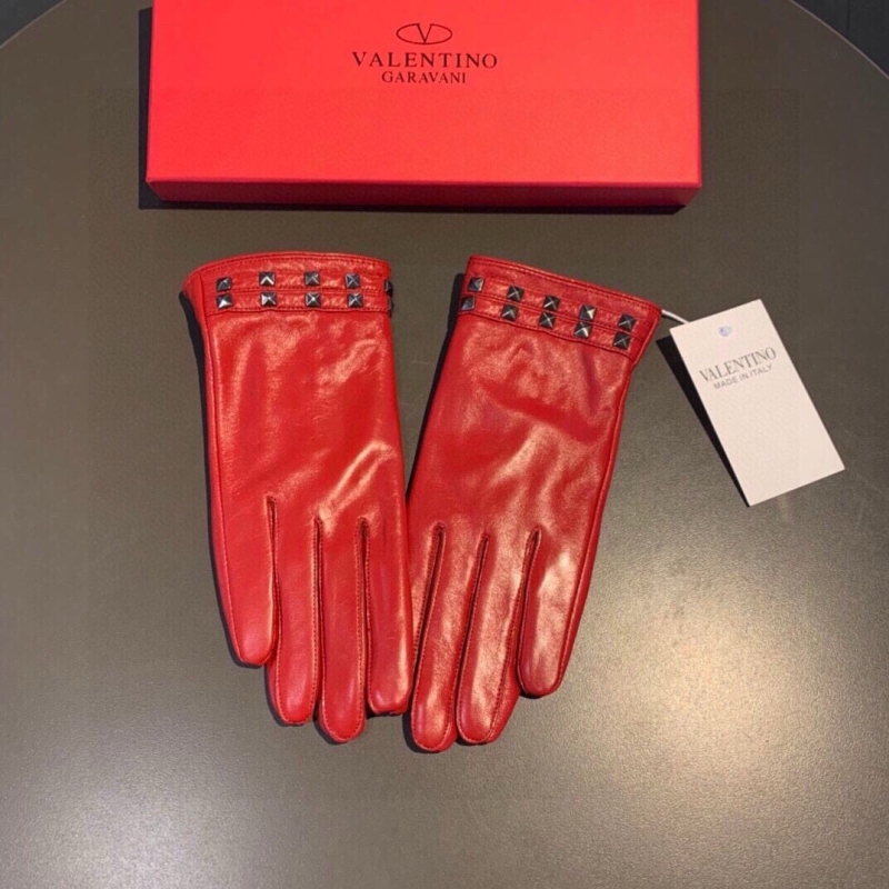 VALENTINO