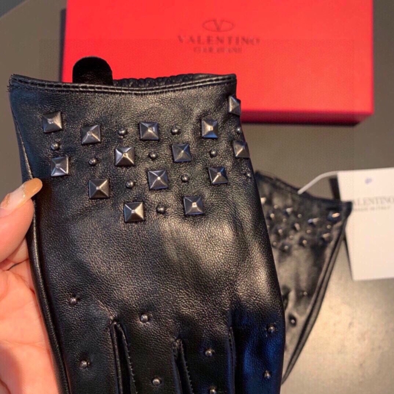 VALENTINO