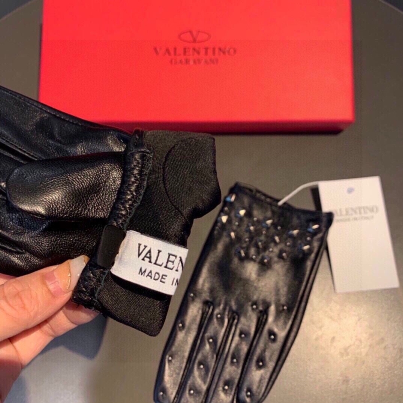 VALENTINO