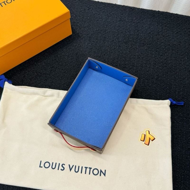 LV