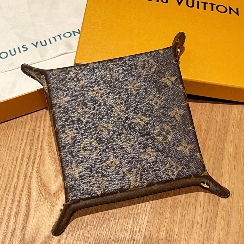 LV