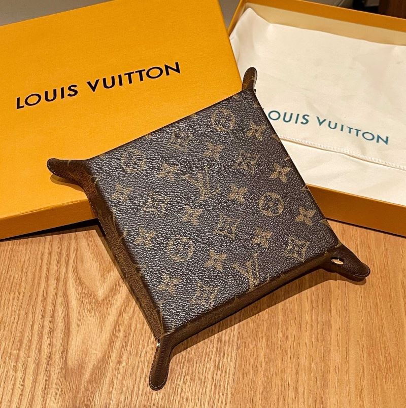 LV