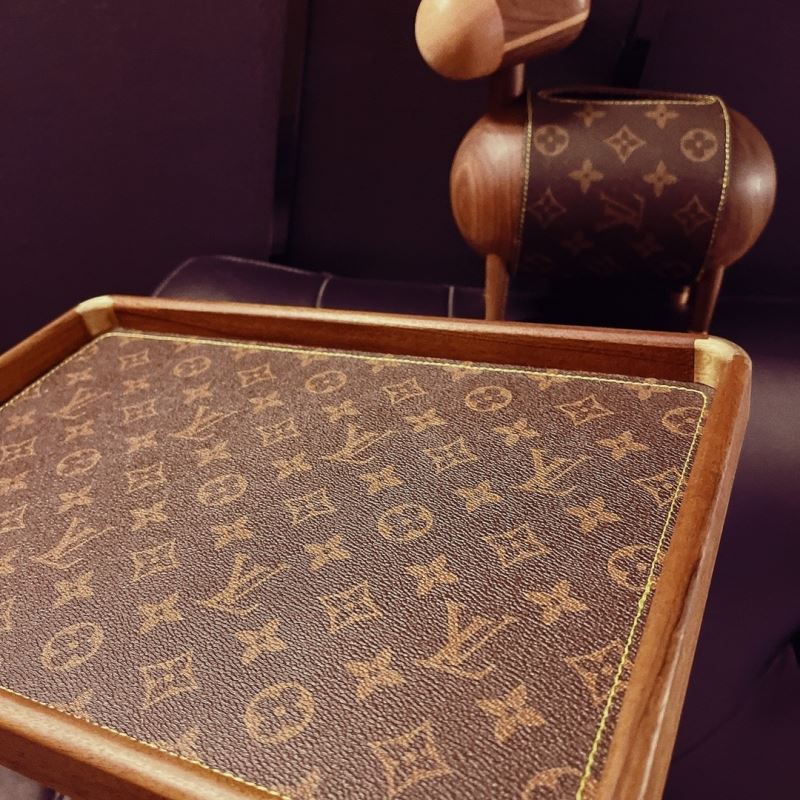 LV